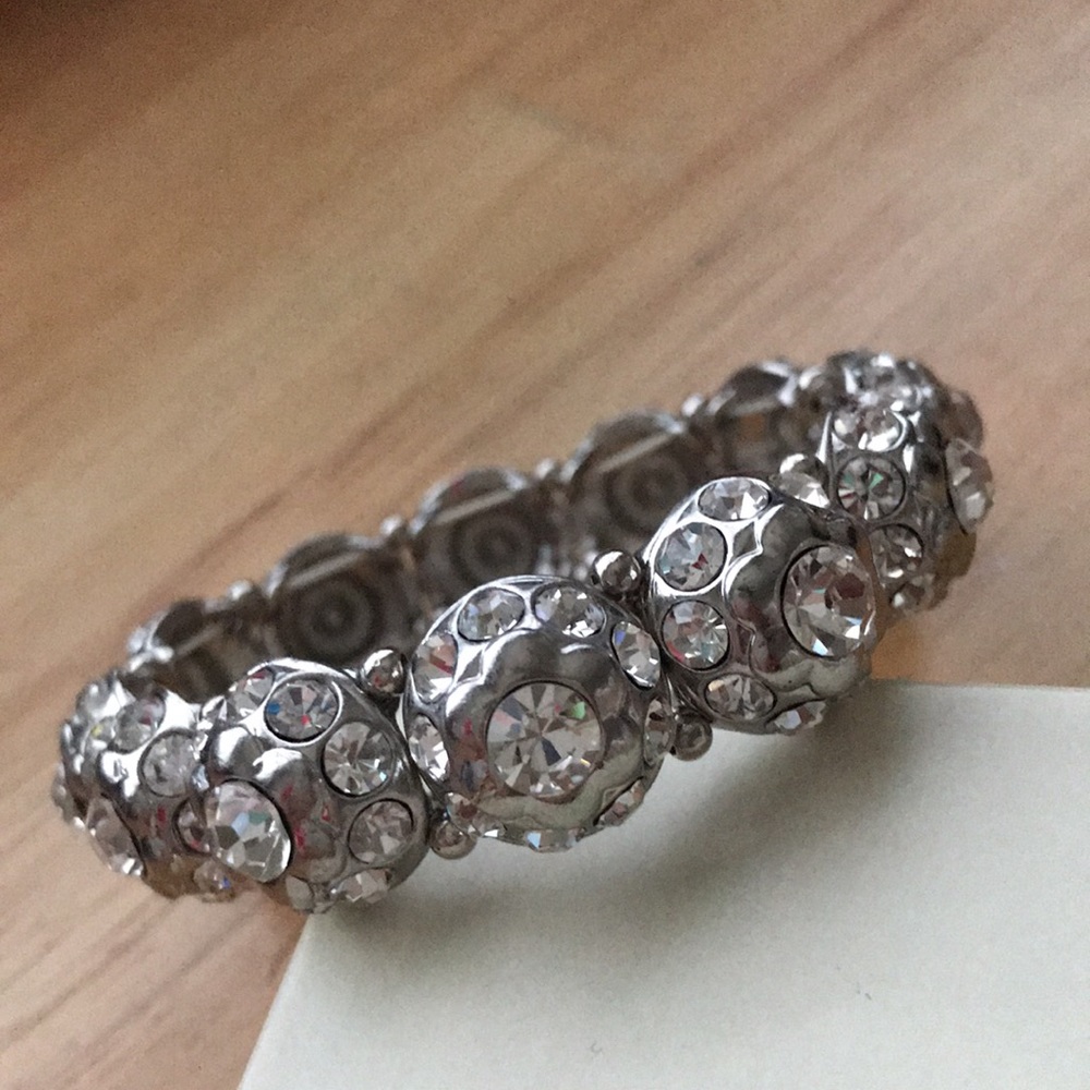Silver Rhinestone Elastic Bracelet - Picture 3 of 4